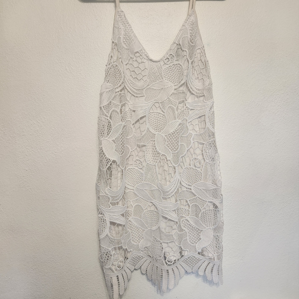 Express Eyelet Lace Dress - Size Medium